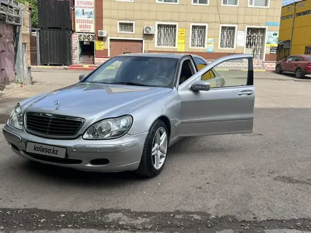 Mercedes-Benz S 320 2000 года за 3 450 000 тг. в Караганда – фото 4