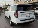 Chevrolet Suburban 2022 года за 45 000 000 тг. в Шымкент – фото 2