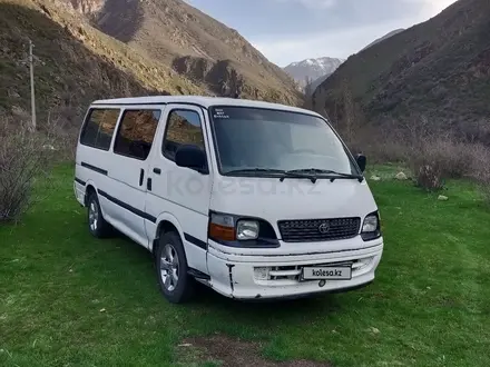 Toyota Hiace 2004 года за 5 000 000 тг. в Актау – фото 5