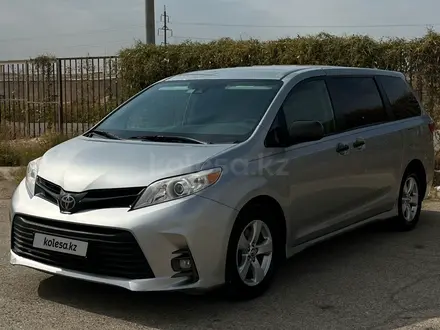 Toyota Sienna 2019 года за 16 000 000 тг. в Актау – фото 3