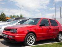 Volkswagen Golf 1995 годаүшін1 550 000 тг. в Алматы