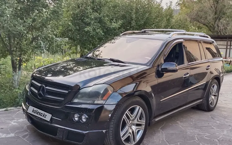 Mercedes-Benz GL 320 2007 годаүшін9 000 000 тг. в Алматы