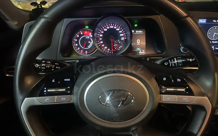 Hyundai Elantra 2022 годаfor9 900 000 тг. в Астана