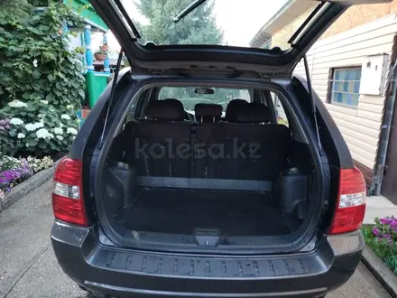 Kia Sportage 2005 года за 3 500 000 тг. в Новая Бухтарма – фото 7