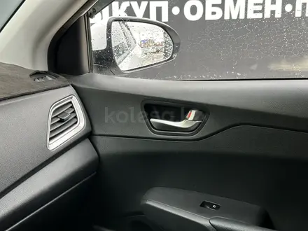 Hyundai Accent 2021 года за 8 290 000 тг. в Атырау – фото 24