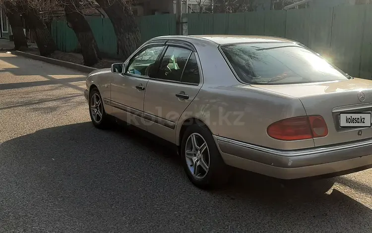 Mercedes-Benz E 280 1995 годаүшін3 000 000 тг. в Алматы