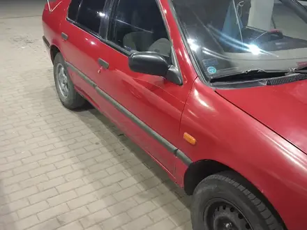 Nissan Primera 1992 года за 800 000 тг. в Караганда – фото 2