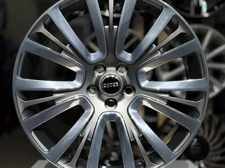 Кованые диски на Range Rover R22 5x120 за 1 090 000 тг. в Астана