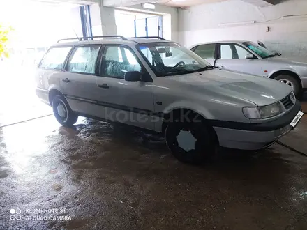 Volkswagen Passat 1995 года за 2 700 000 тг. в Шымкент – фото 3