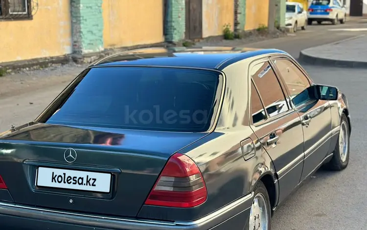 Mercedes-Benz C 180 1994 года за 1 500 000 тг. в Астана