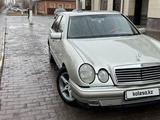 Mercedes-Benz E 320 1999 года за 2 600 000 тг. в Алматы
