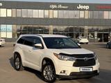 Toyota Highlander 2014 года за 16 000 000 тг. в Алматы