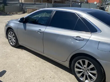 Toyota Camry 2015 года за 5 500 000 тг. в Жанаозен – фото 5