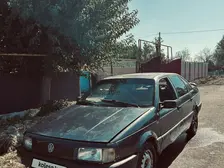 Volkswagen Passat, 1989