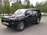 Toyota 4Runner 2022 года за 25 000 000 тг. в Астана – фото 4