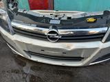 Ноускат Опель Астра Н фары бампер телевизор за 250 000 тг. в Алматы – фото 4