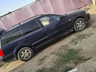 Volkswagen Passat, 2000