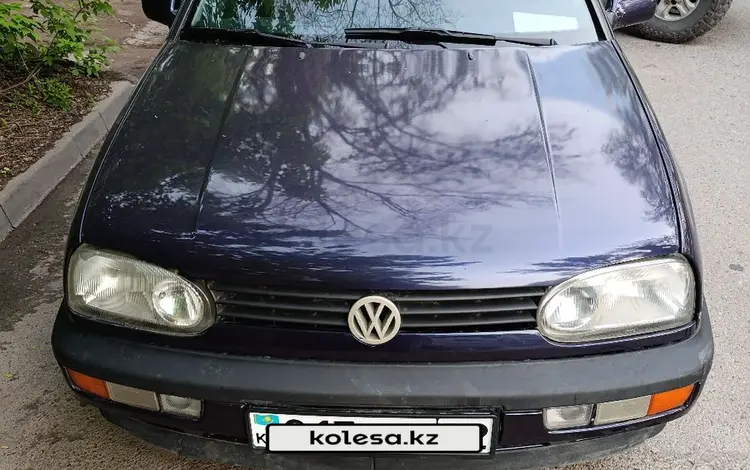 Volkswagen Golf 1996 года за 1 700 000 тг. в Алматы