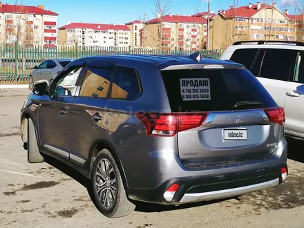 Mitsubishi Outlander 2016 года за 7 300 000 тг. в Актобе – фото 3