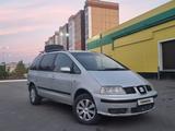 SEAT Alhambra 2003 годаүшін2 650 000 тг. в Уральск