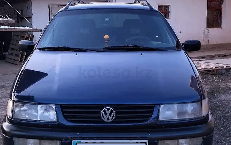Volkswagen Passat 1994 годаүшін1 700 000 тг. в Сарыагаш
