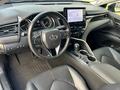 Toyota Camry Luxe 2023 года за 17 390 000 тг. в Алматы – фото 13