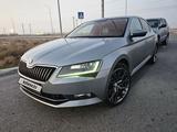 Skoda Superb 2018 года за 13 700 000 тг. в Шымкент – фото 4