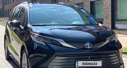 Toyota Sienna 2021 года за 27 000 000 тг. в Алматы