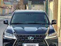 Lexus LX 570 2016 годаүшін40 000 000 тг. в Шымкент