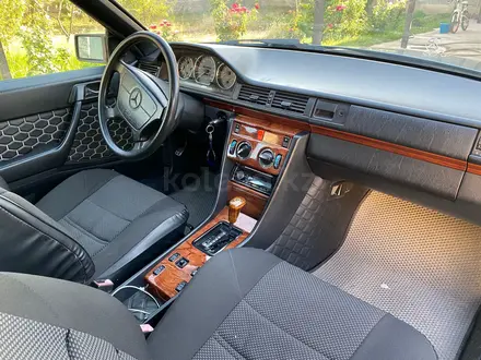 Mercedes-Benz E 230 1988 года за 2 000 000 тг. в Шымкент – фото 5