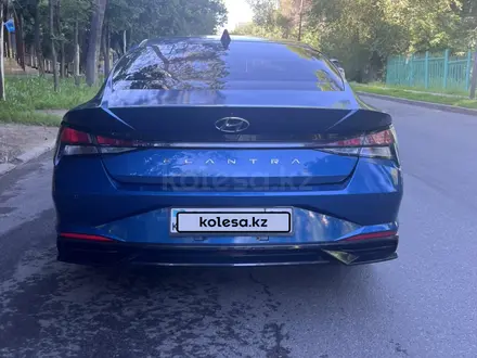 Hyundai Elantra 2023 года за 7 200 000 тг. в Алматы – фото 4