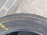 Шины 215/50 R17 за 30 000 тг. в Сарань – фото 2