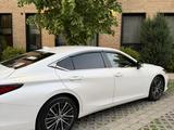Lexus ES 250 2022 года за 23 500 000 тг. в Алматы – фото 4