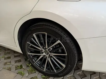 Lexus ES 250 2022 года за 23 500 000 тг. в Алматы – фото 6