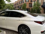 Lexus ES 250 2022 года за 23 500 000 тг. в Алматы – фото 5