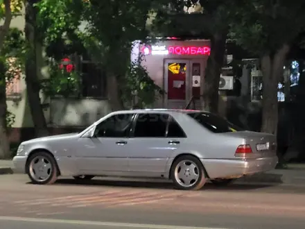 Mercedes-Benz S 500 1997 года за 4 500 000 тг. в Астана