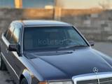 Mercedes-Benz E 260 1993 годаүшін1 100 000 тг. в Усть-Каменогорск – фото 5