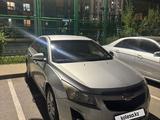 Chevrolet Cruze 2014 года за 3 500 000 тг. в Астана – фото 2
