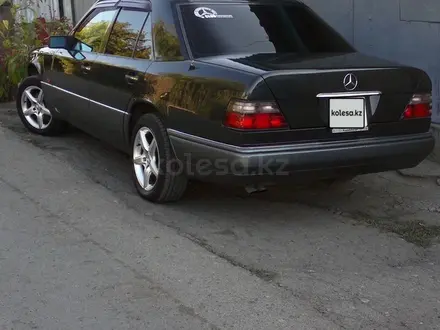 Mercedes-Benz E 280 1994 года за 5 900 000 тг. в Алматы