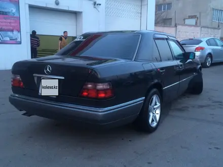 Mercedes-Benz E 280 1994 года за 5 900 000 тг. в Алматы – фото 8