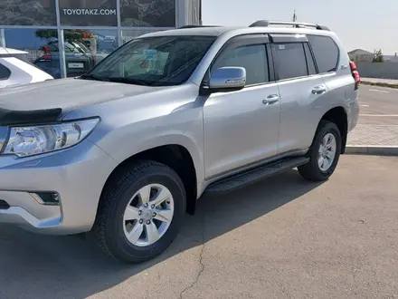 Toyota Land Cruiser Prado 2022 года за 27 500 000 тг. в Актау – фото 2