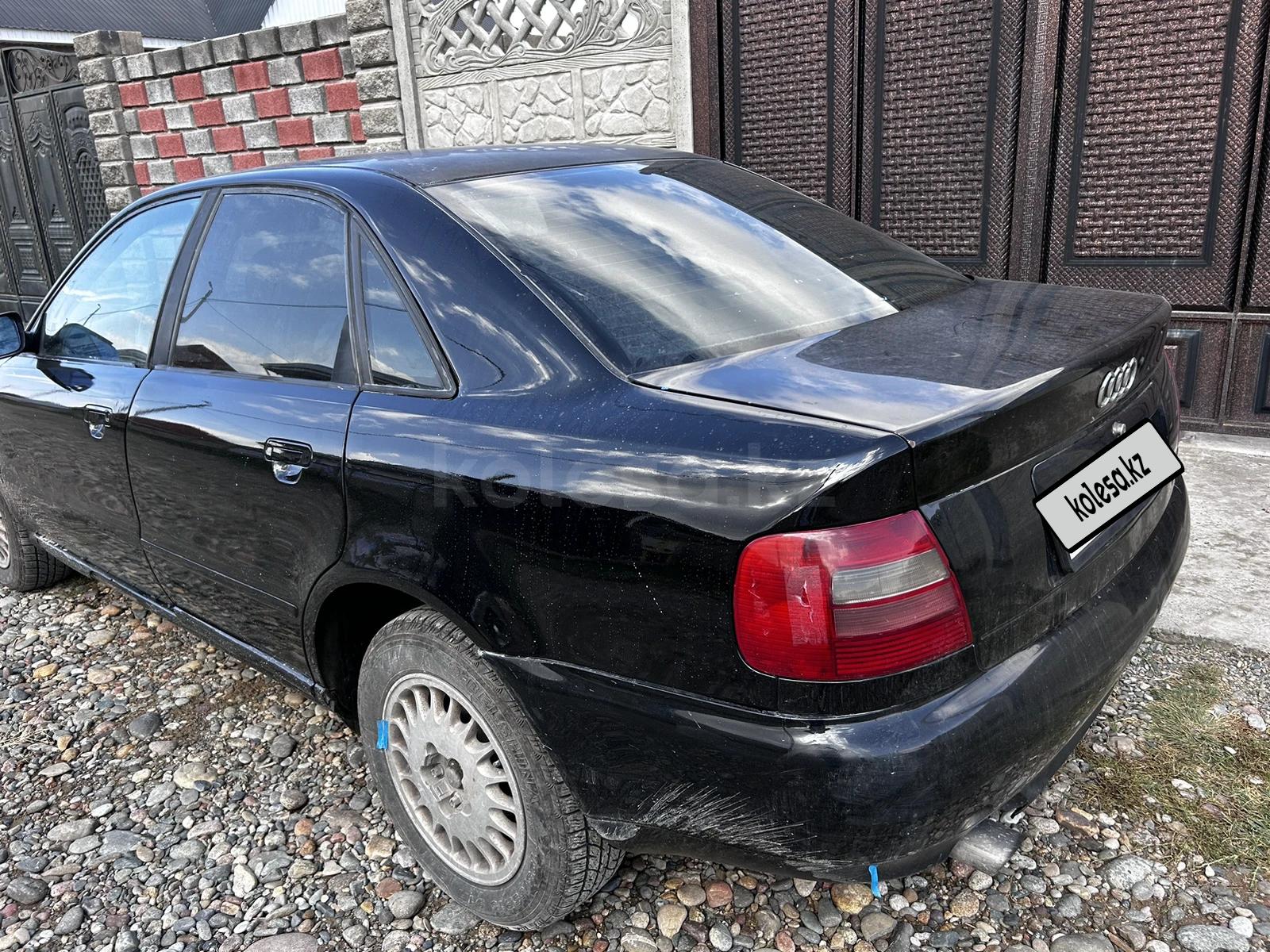 Audi A4 1995 г.