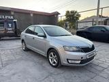 Skoda Rapid 2013 года за 3 500 000 тг. в Шымкент – фото 2