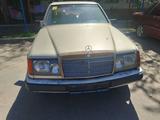 Mercedes-Benz E 230 1989 года за 795 000 тг. в Алматы