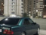 Mercedes-Benz E 280 1998 года за 4 000 000 тг. в Сарыагаш – фото 4