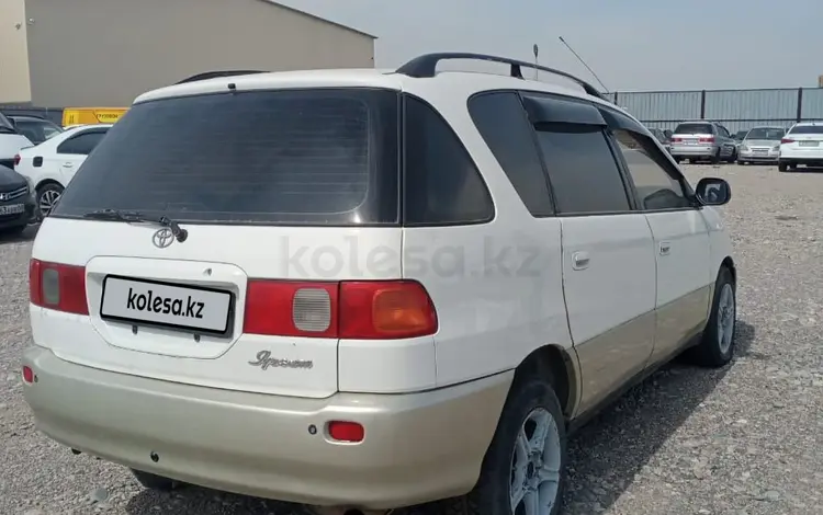 Toyota Ipsum 1997 годаүшін3 200 000 тг. в Алматы