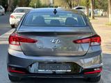 Hyundai Elantra 2019 года за 7 900 000 тг. в Шымкент – фото 4