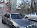 Mercedes-Benz C 200 1995 года за 2 500 000 тг. в Караганда