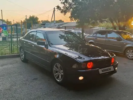 BMW 525 2000 года за 3 400 000 тг. в Шымкент