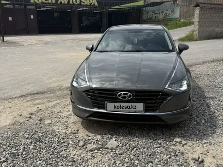 Hyundai Sonata 2020 года за 9 520 000 тг. в Шымкент – фото 3